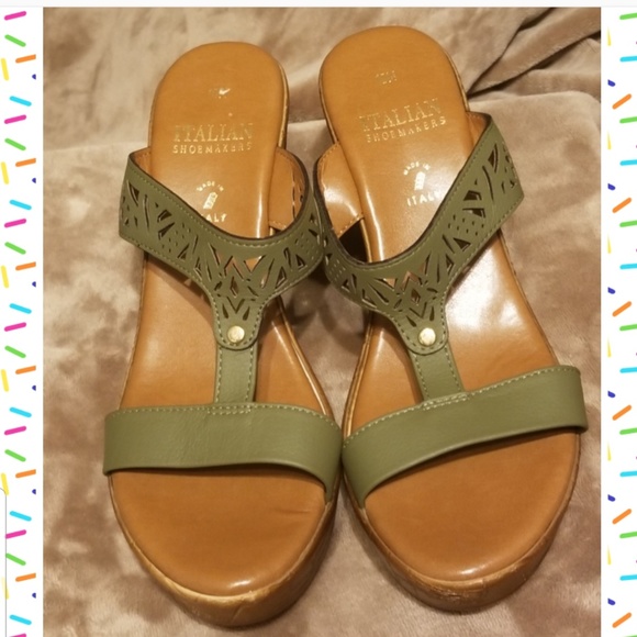 Italian Shoemakers Shoes - Italian Shoemaker Women Heels 10M